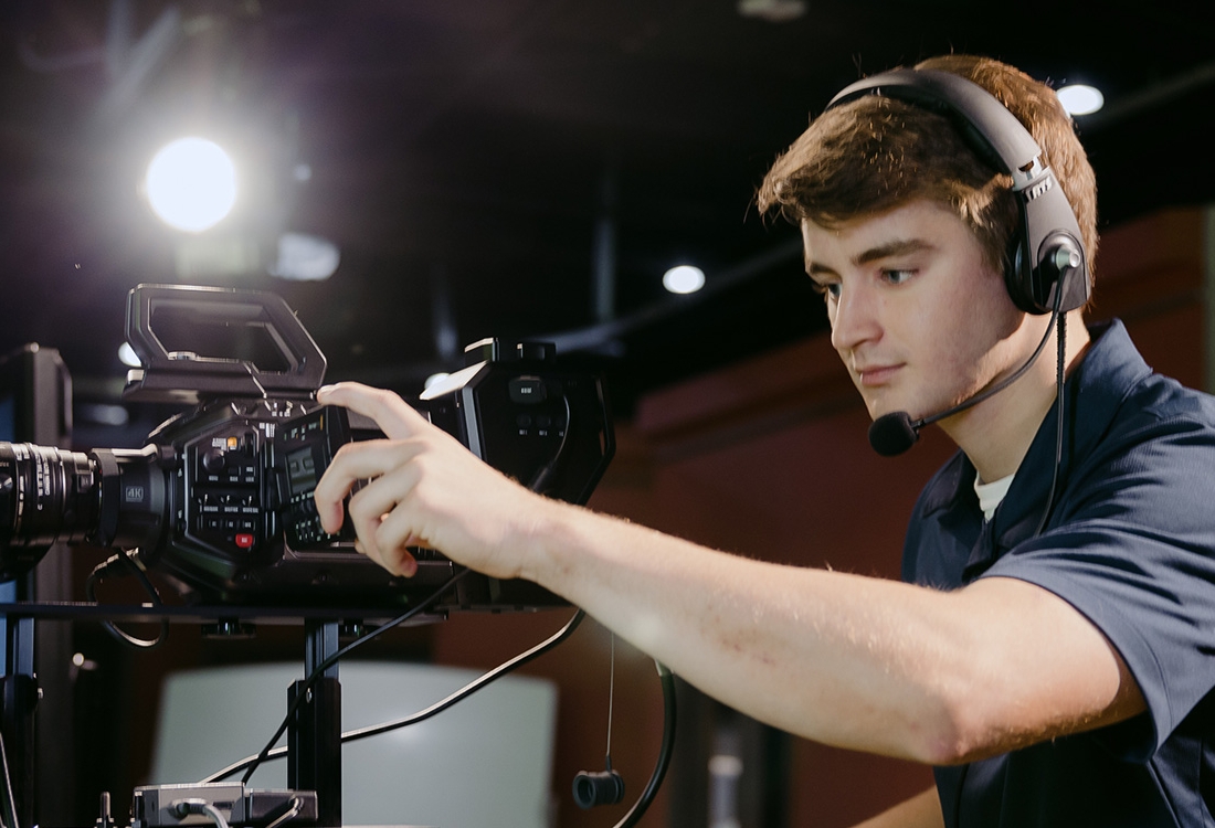 Evolution Of Sports Broadcasting: Exploring The ESPN Model And Beyond